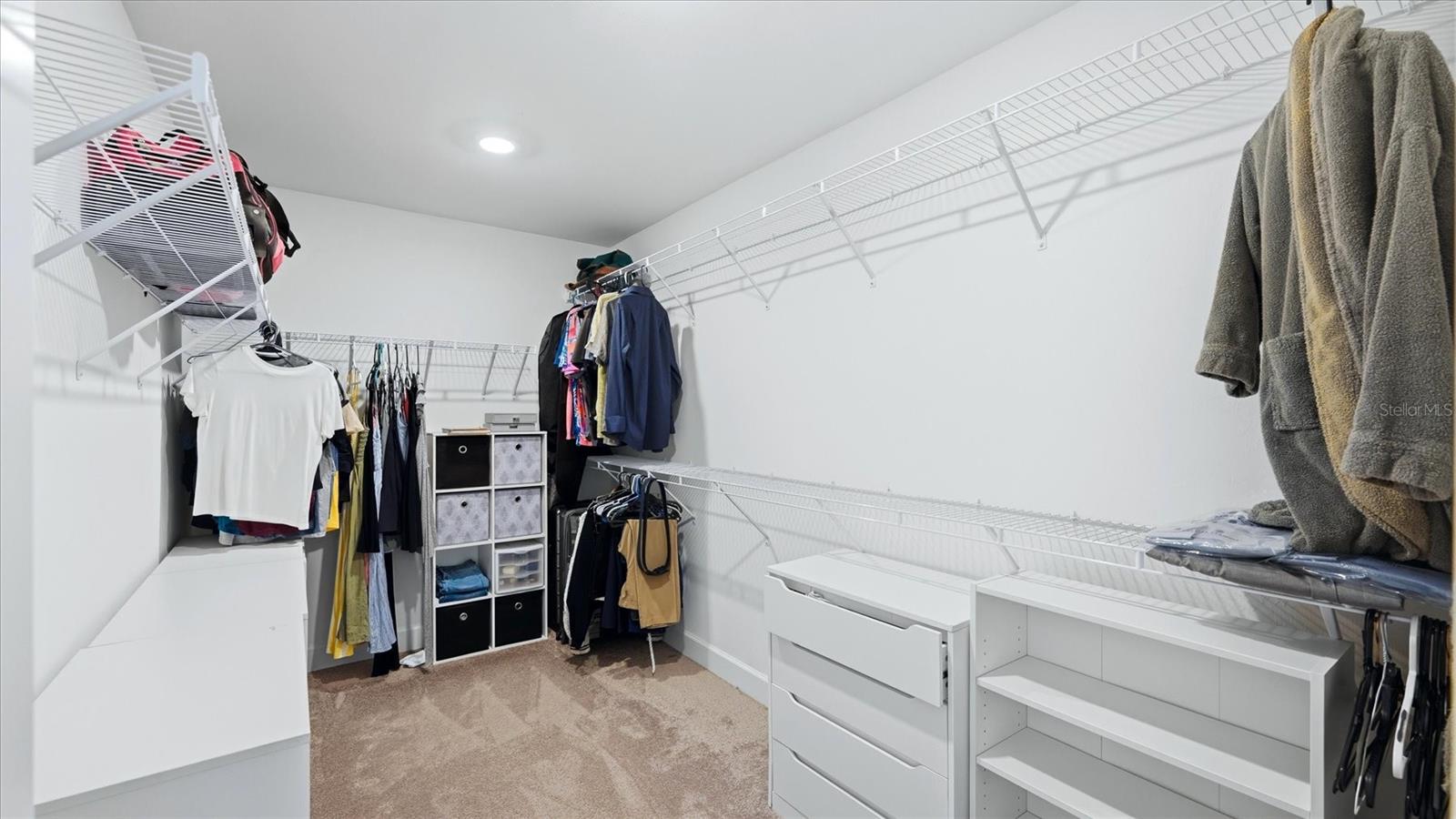 SAPPHIRE POINT PH IIIA - Residential