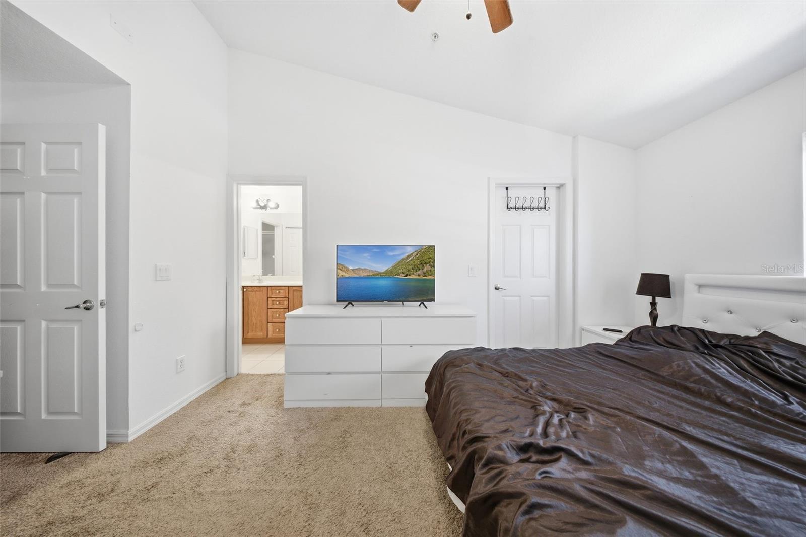 REGENT PARK - Residential