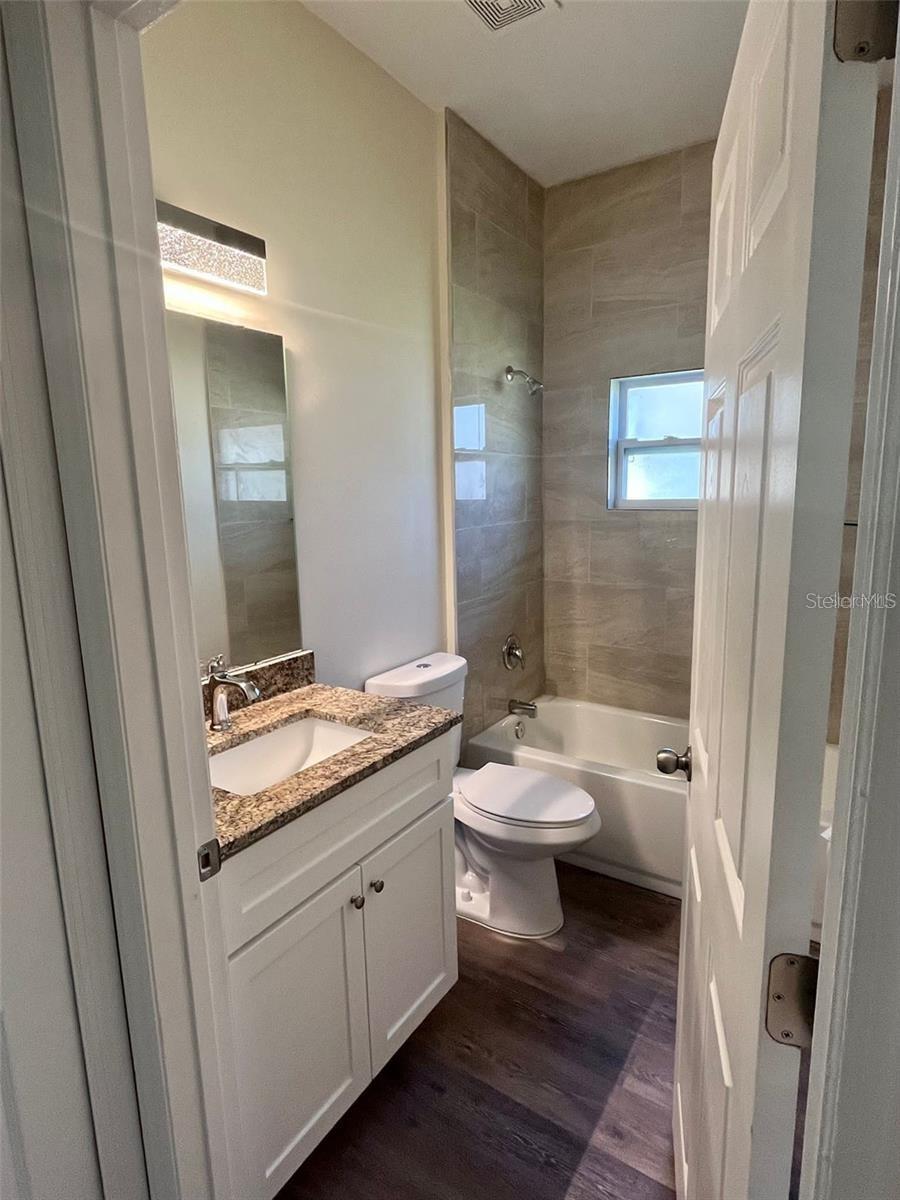 CEDAR POINT - Residential Lease