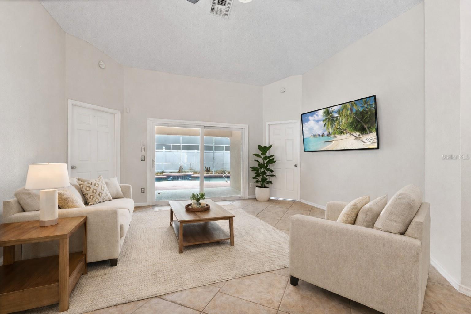 FLORIDA PINES PH 1 - Residential