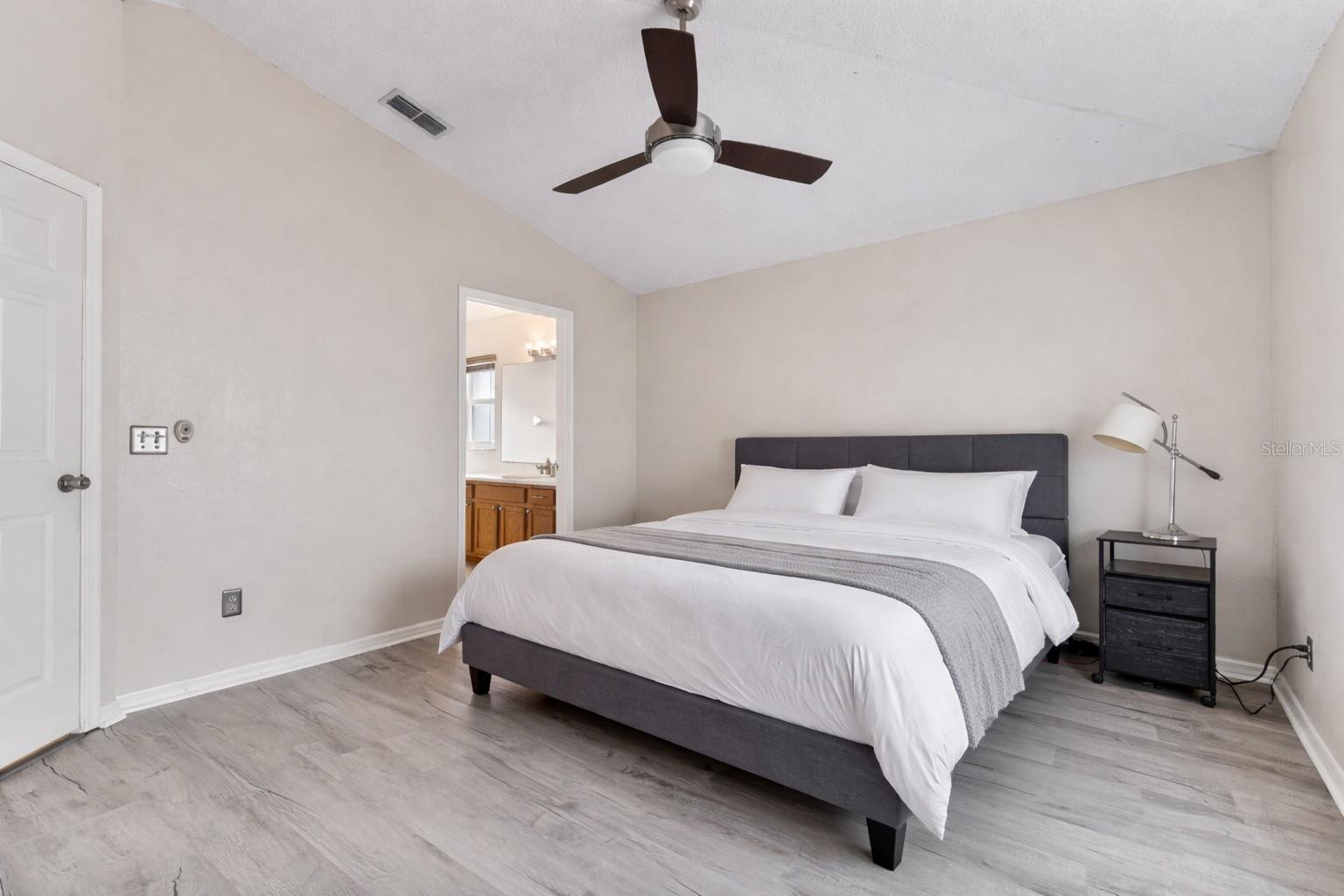 FLORIDA PINES PH 1 - Residential