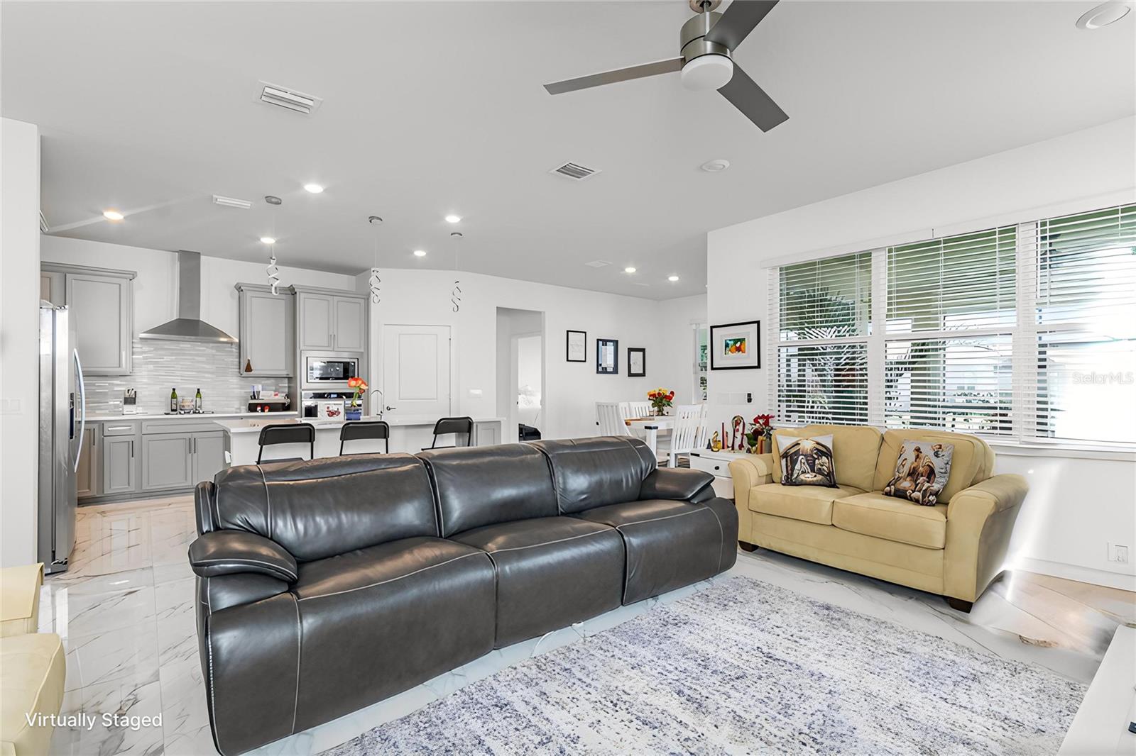 1974 SPRING SHOWER CIRCLE