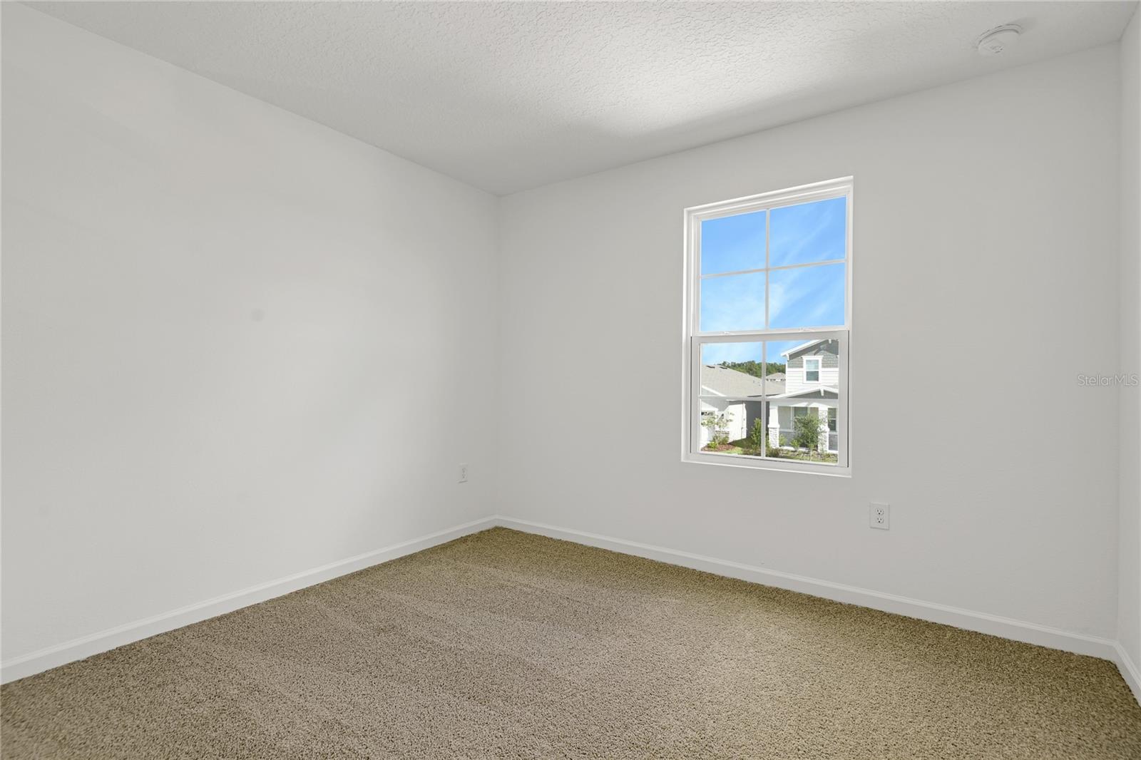SEASONS AT MAGNOLIA POINTE - Residential