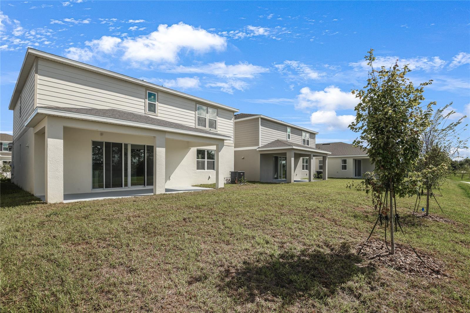 SEASONS AT MAGNOLIA POINTE - Residential