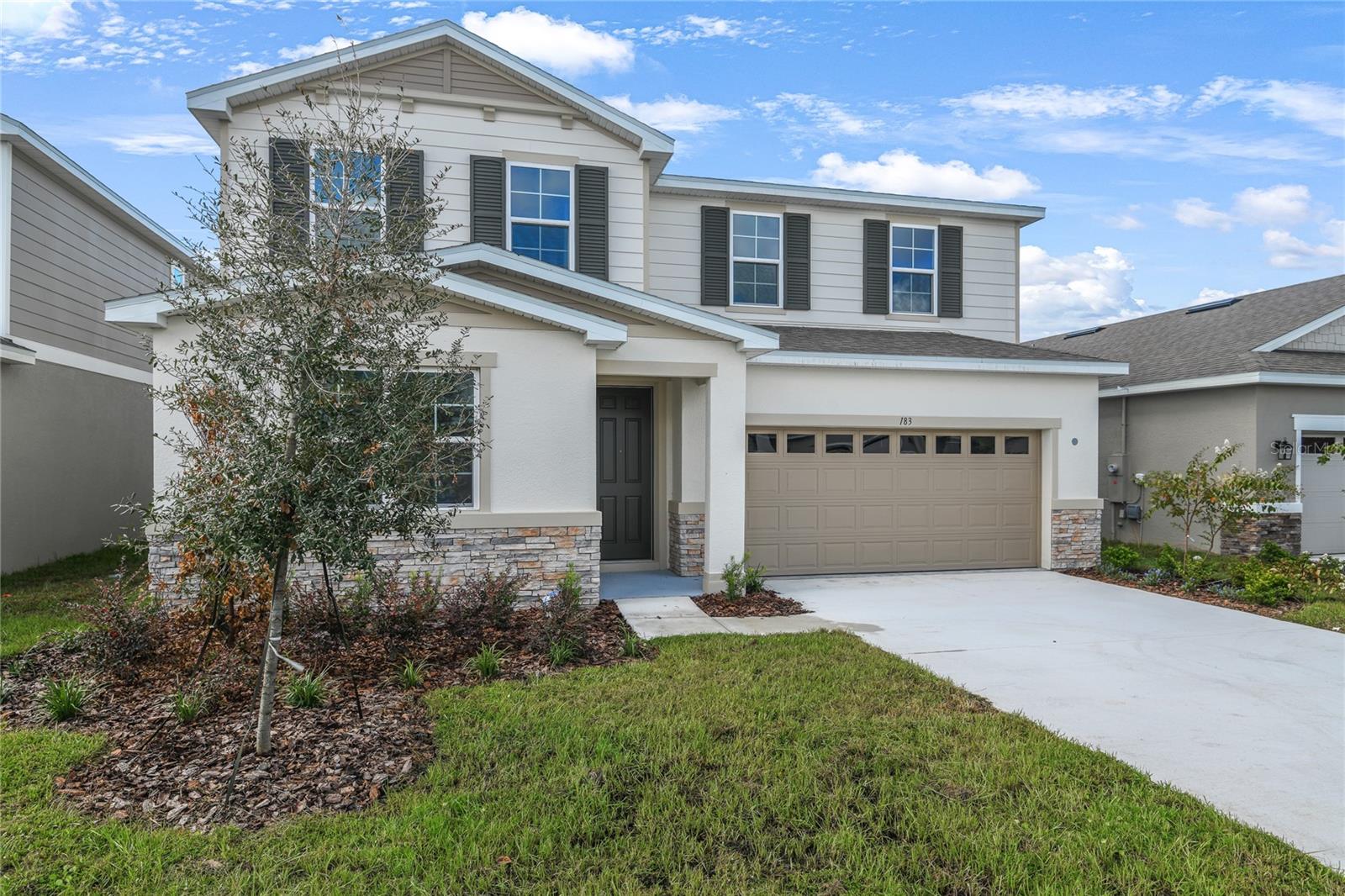 SEASONS AT MAGNOLIA POINTE - Residential