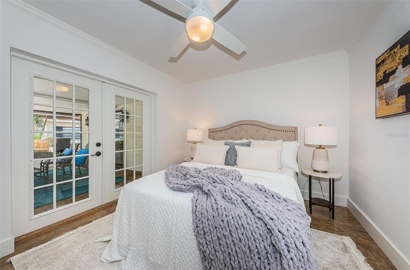 MANHATTAN MANOR 3 - Residential Lease