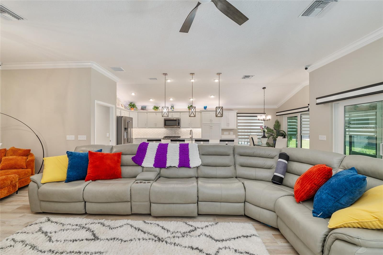 5658 MELVIN DRIVE, THE VILLAGES, FL, 32163 - Inside the Bubble