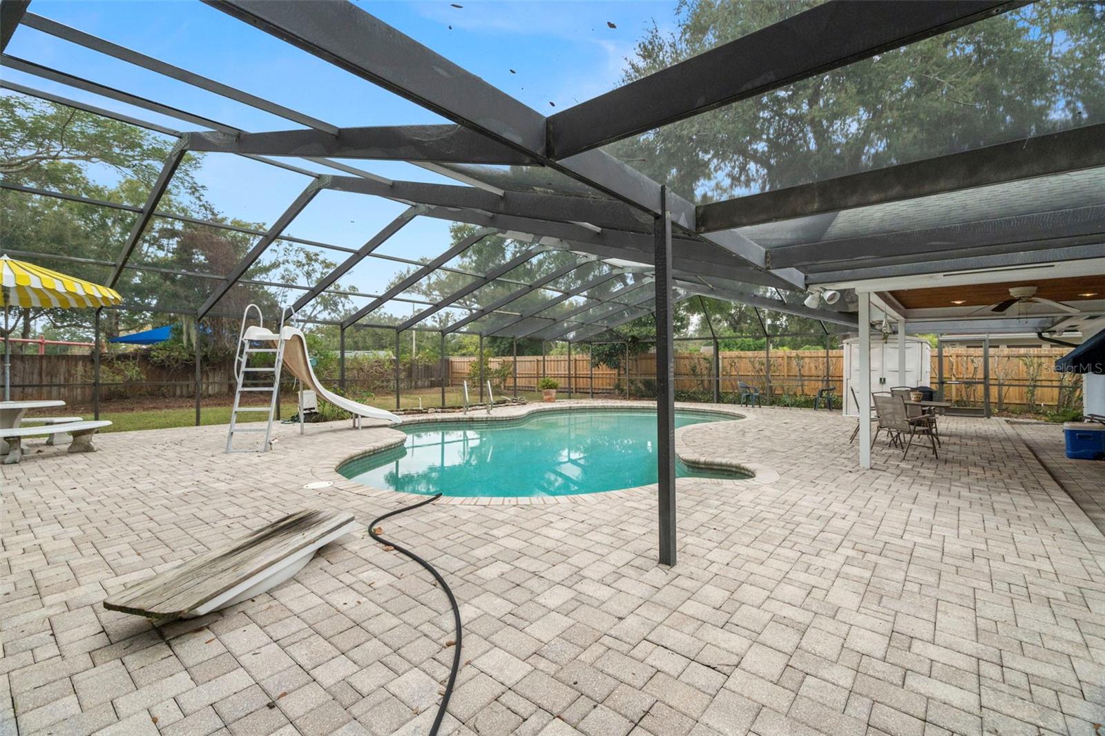 CARROLLWOOD SUB UNIT 22B - Residential