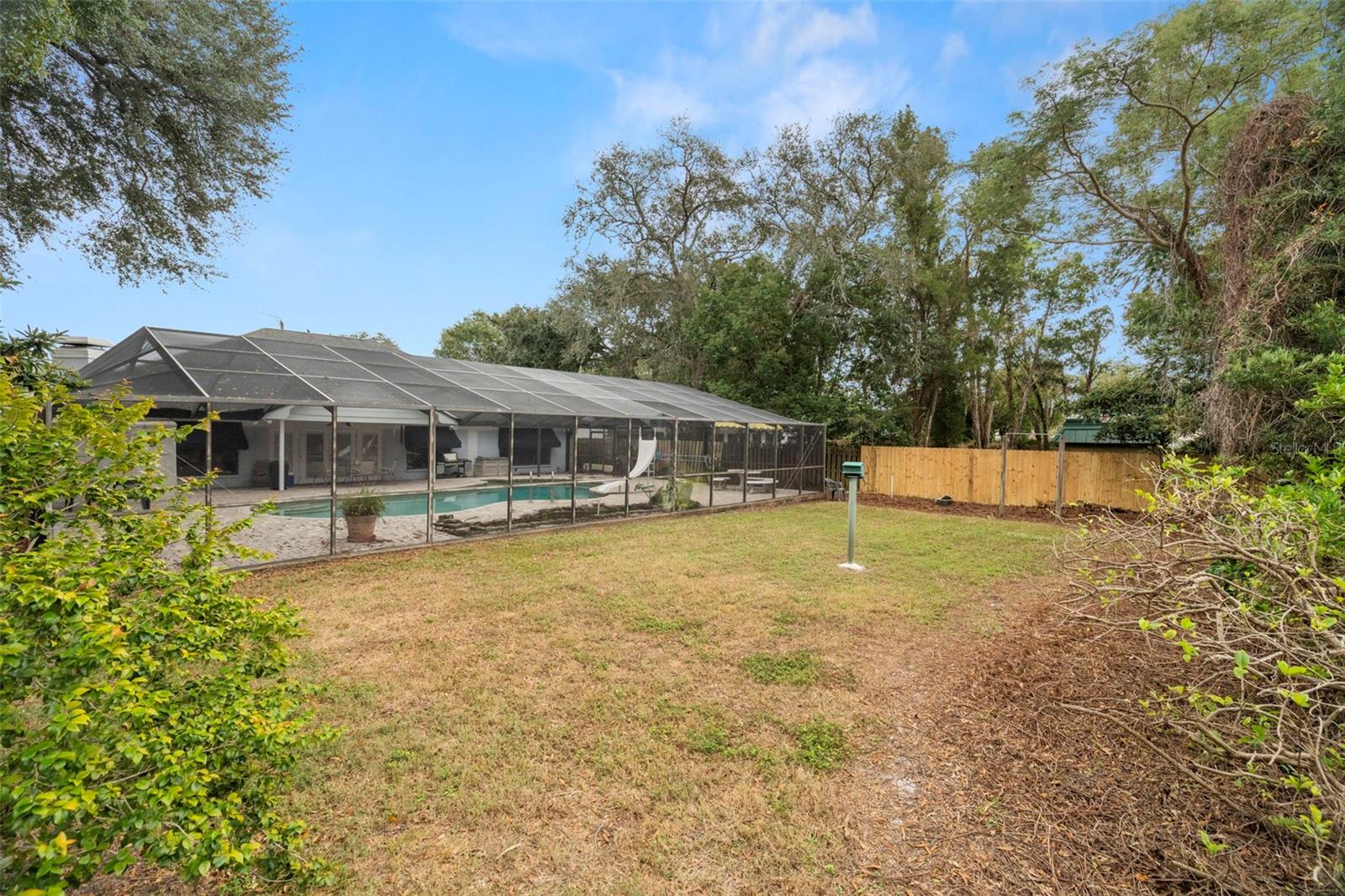 CARROLLWOOD SUB UNIT 22B - Residential