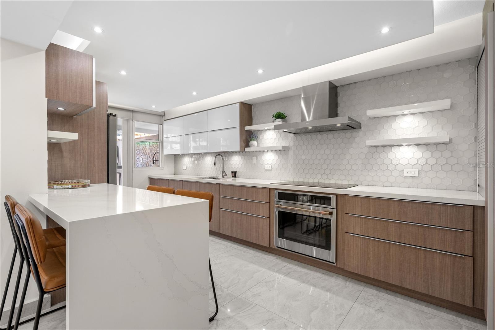 ASTRALIS RESIDENCES & CLUB - Residential Lease