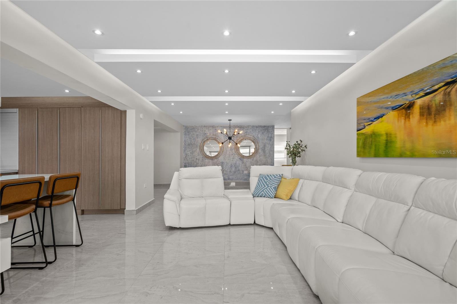 ASTRALIS RESIDENCES & CLUB - Residential Lease