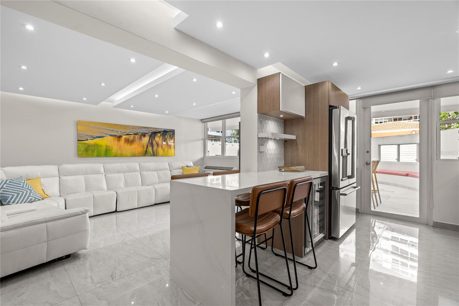 ASTRALIS RESIDENCES & CLUB - Residential Lease