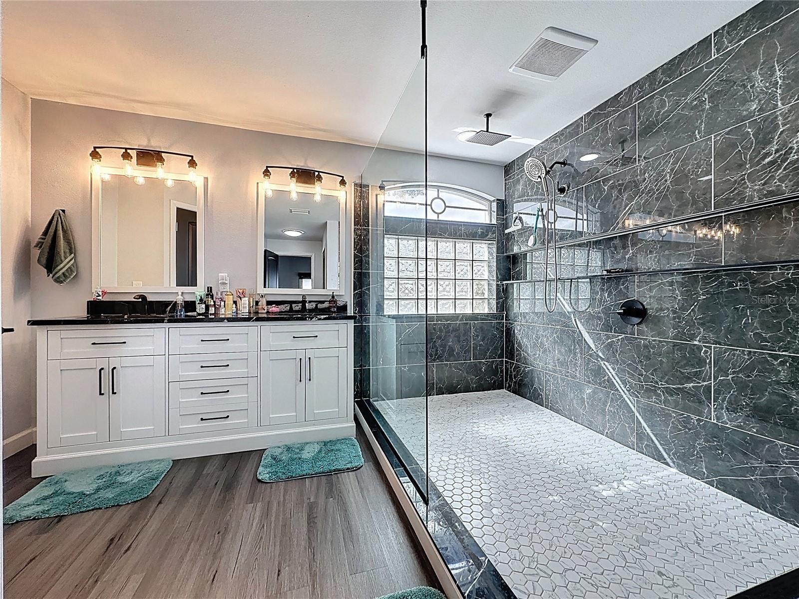 BERMUDA POINTE/SOUTHERN DUNES - Residential