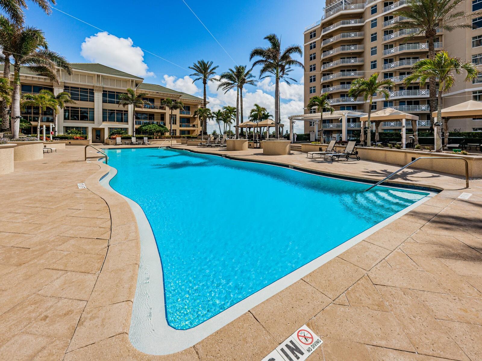 11 BAYMONT STREET 403