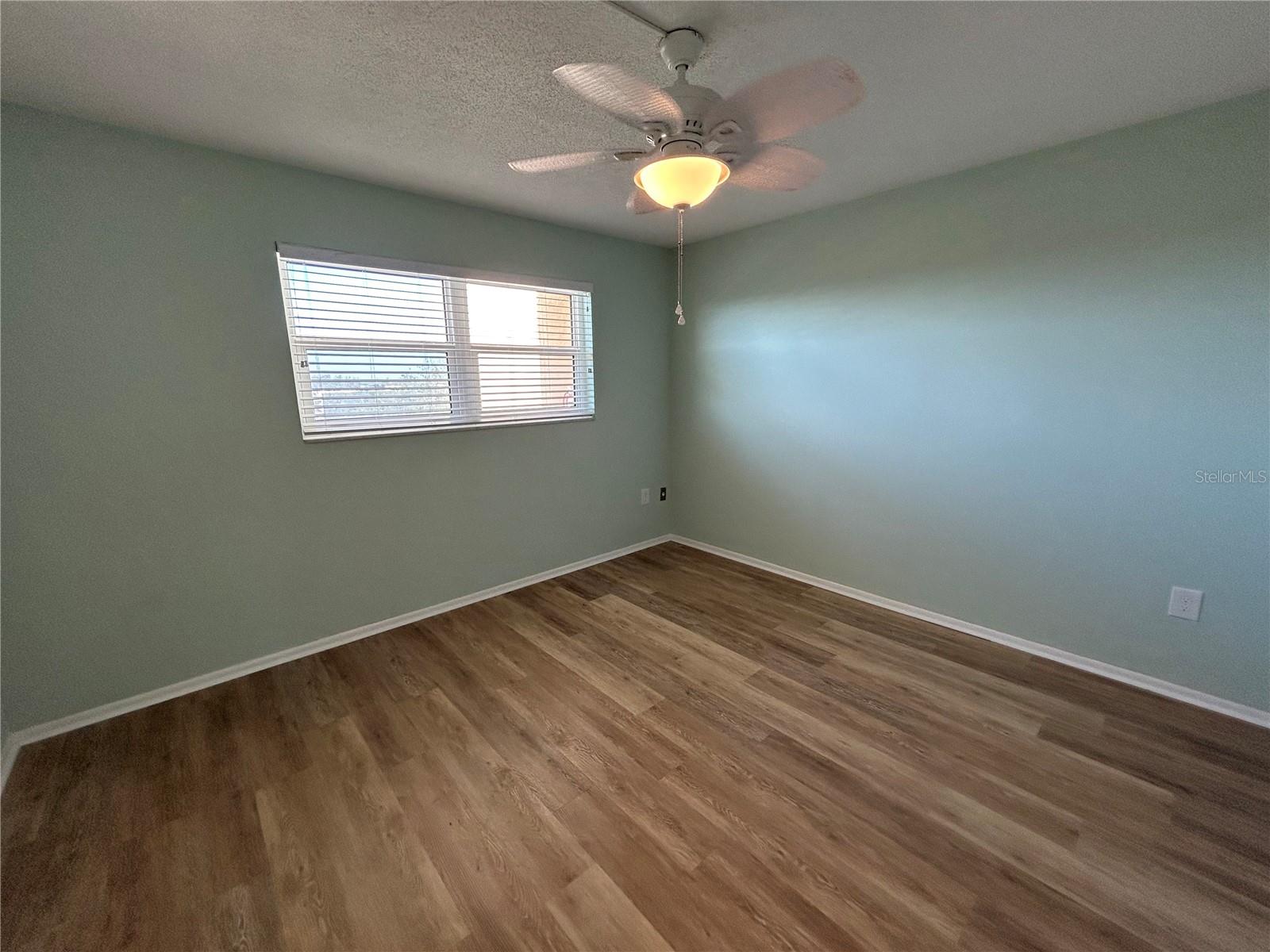 IRONWOOD FIFTH - Residential Lease