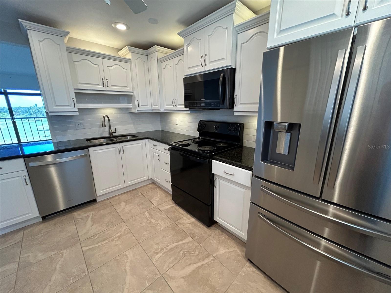 IRONWOOD FIFTH - Residential Lease