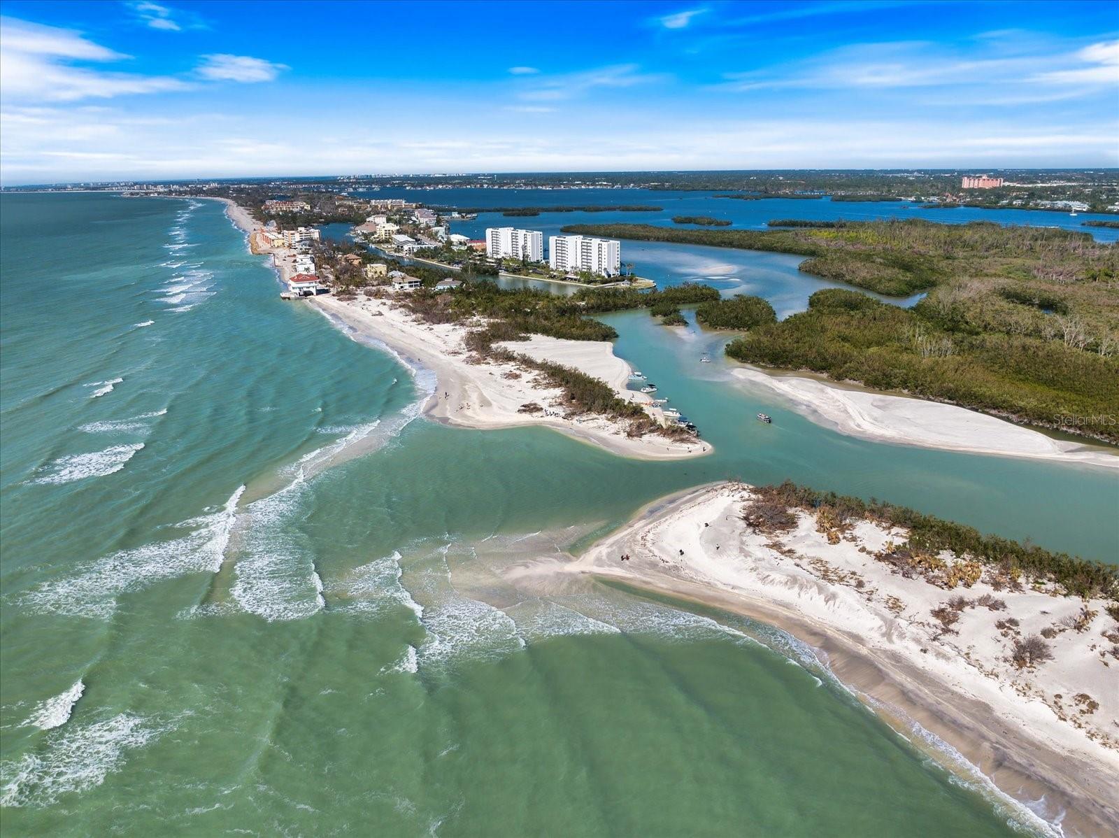 SIESTA BEACH - Residential Lease