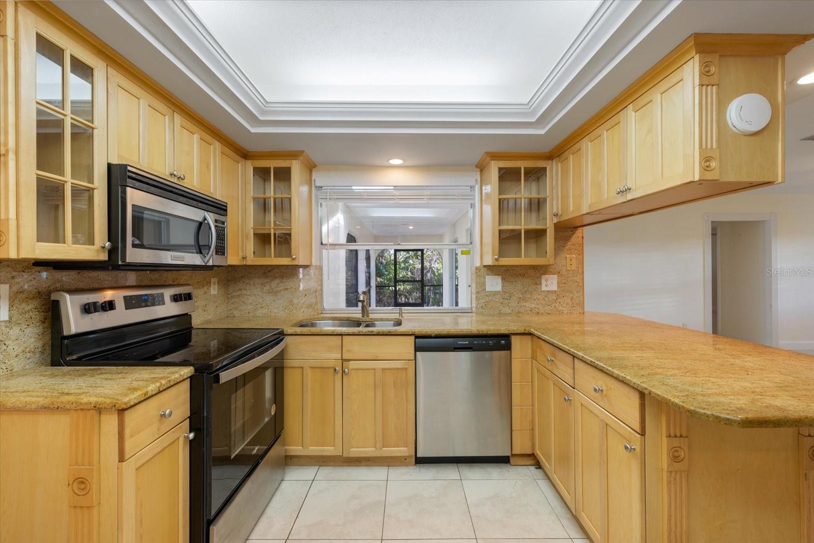 SIESTA BEACH - Residential Lease