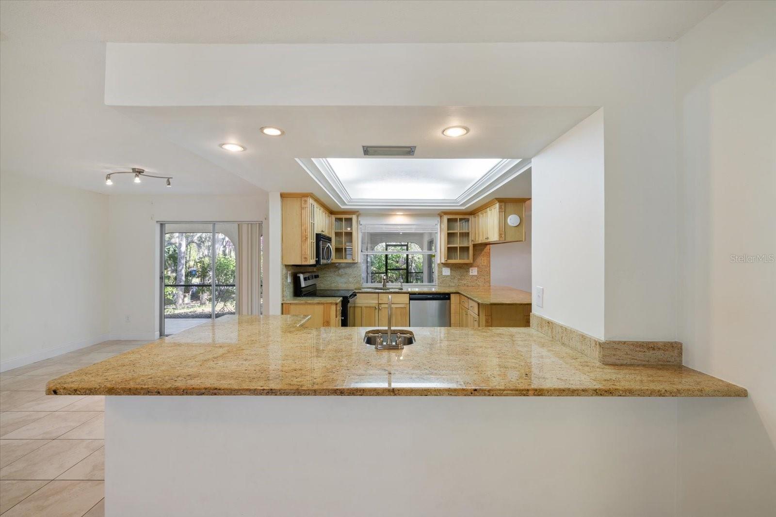 SIESTA BEACH - Residential Lease