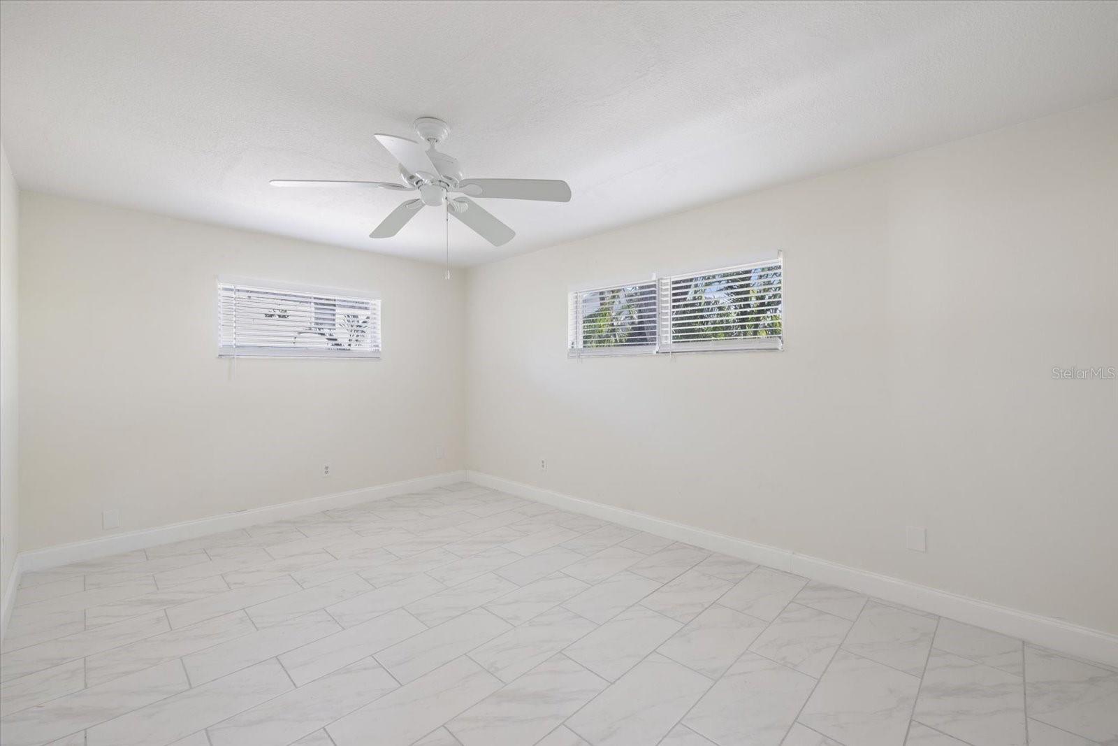 SIESTA BEACH - Residential Lease
