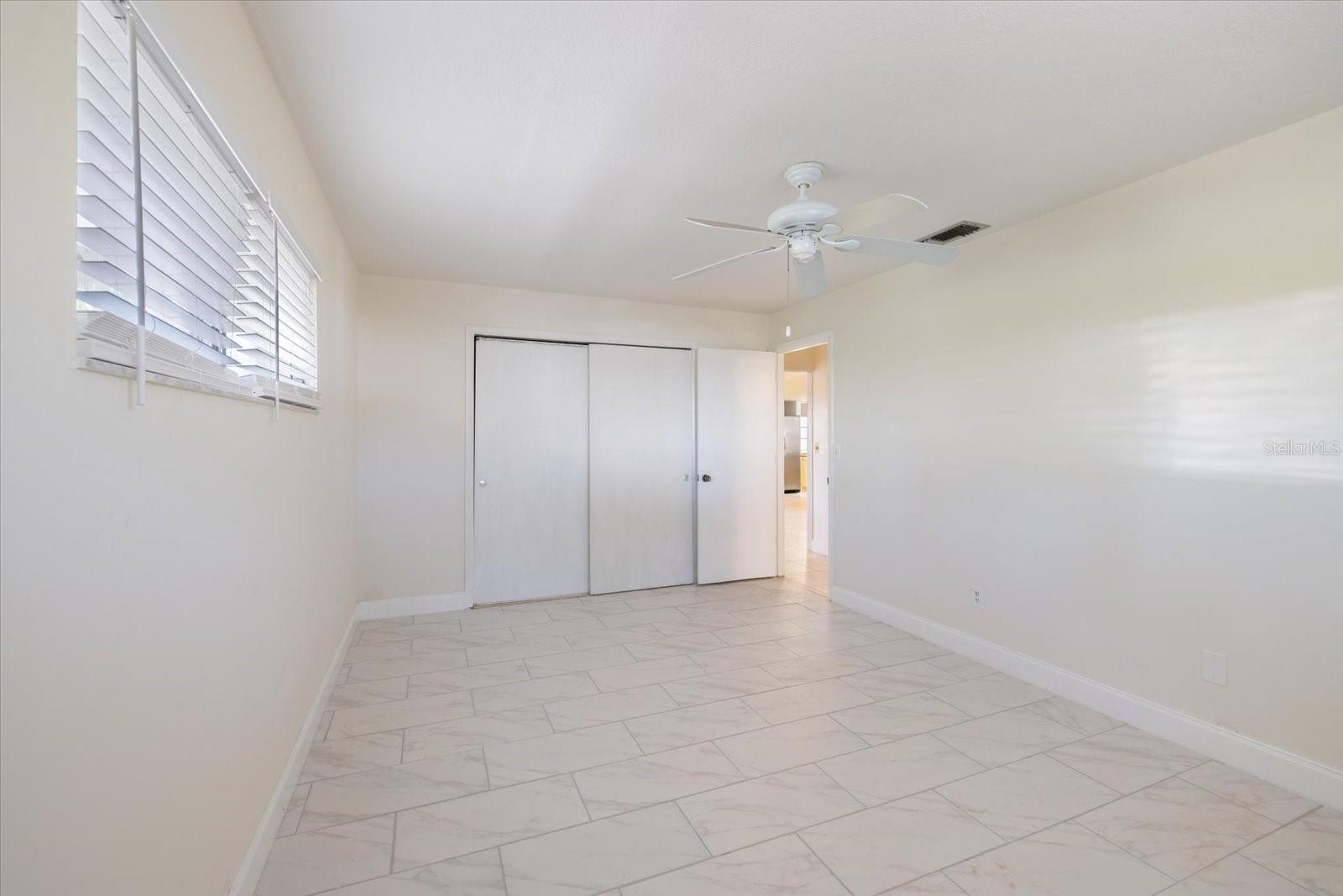 SIESTA BEACH - Residential Lease