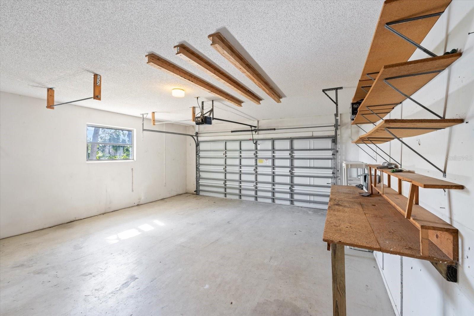 SIESTA BEACH - Residential Lease
