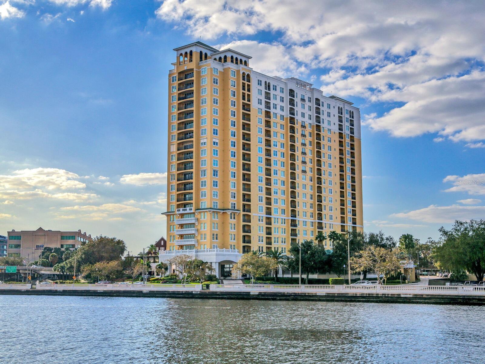 This is an amazing building for the price. The amenities are as nice as some buildings that house multi-million dollar units. This is the top floor facing the river, Riverwalk, Water Street, McKay bay, downtown, Harbour Island, The Port, and Garrison Channel to open bay. It's a well planned separate 2 bedroom, 2 bathroom with the living/dining open to the kitchen and balcony. Conveniently located just across from Tampa General Hospital, and a brisk walk to Downtown or Hyde Park makes for the perfect location. Just minutes from Tampa International Airport, International Plaza, Gulf beaches, as well as easy access to the I-4 corridor for all of the theme parks in Orlando.