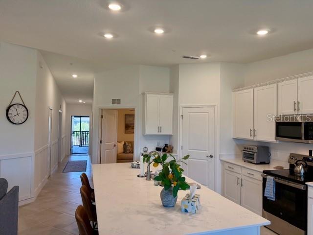 WELLEN PARK GOLF & COUNTRY CLUB - Residential Lease