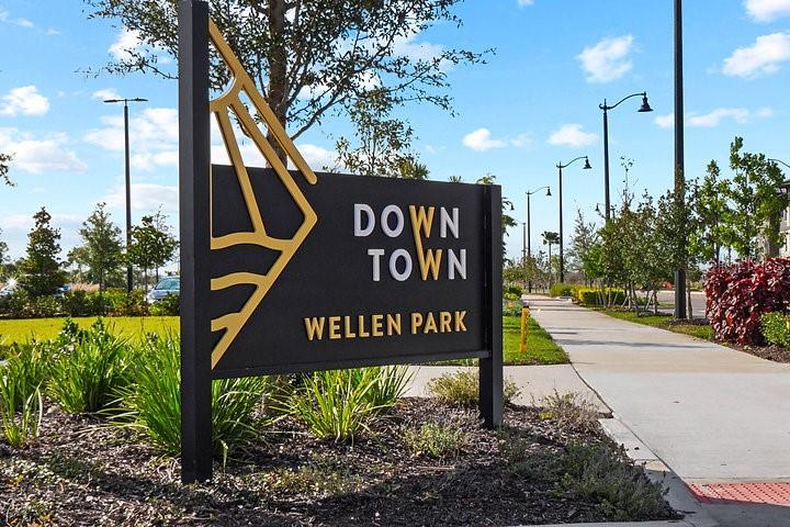 WELLEN PARK GOLF & COUNTRY CLUB - Residential Lease