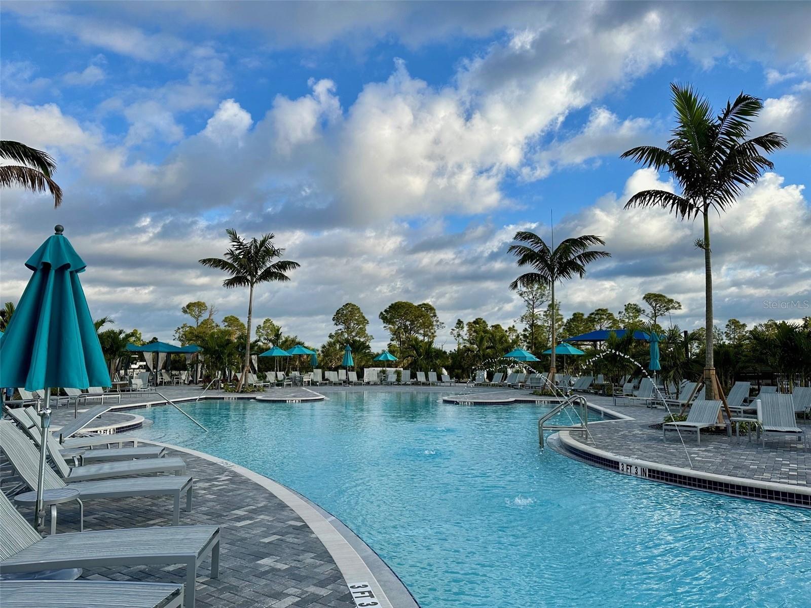 WELLEN PARK GOLF & COUNTRY CLUB - Residential Lease