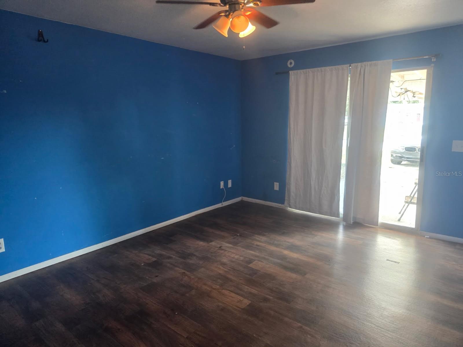 BEACON SQUARE - Residential