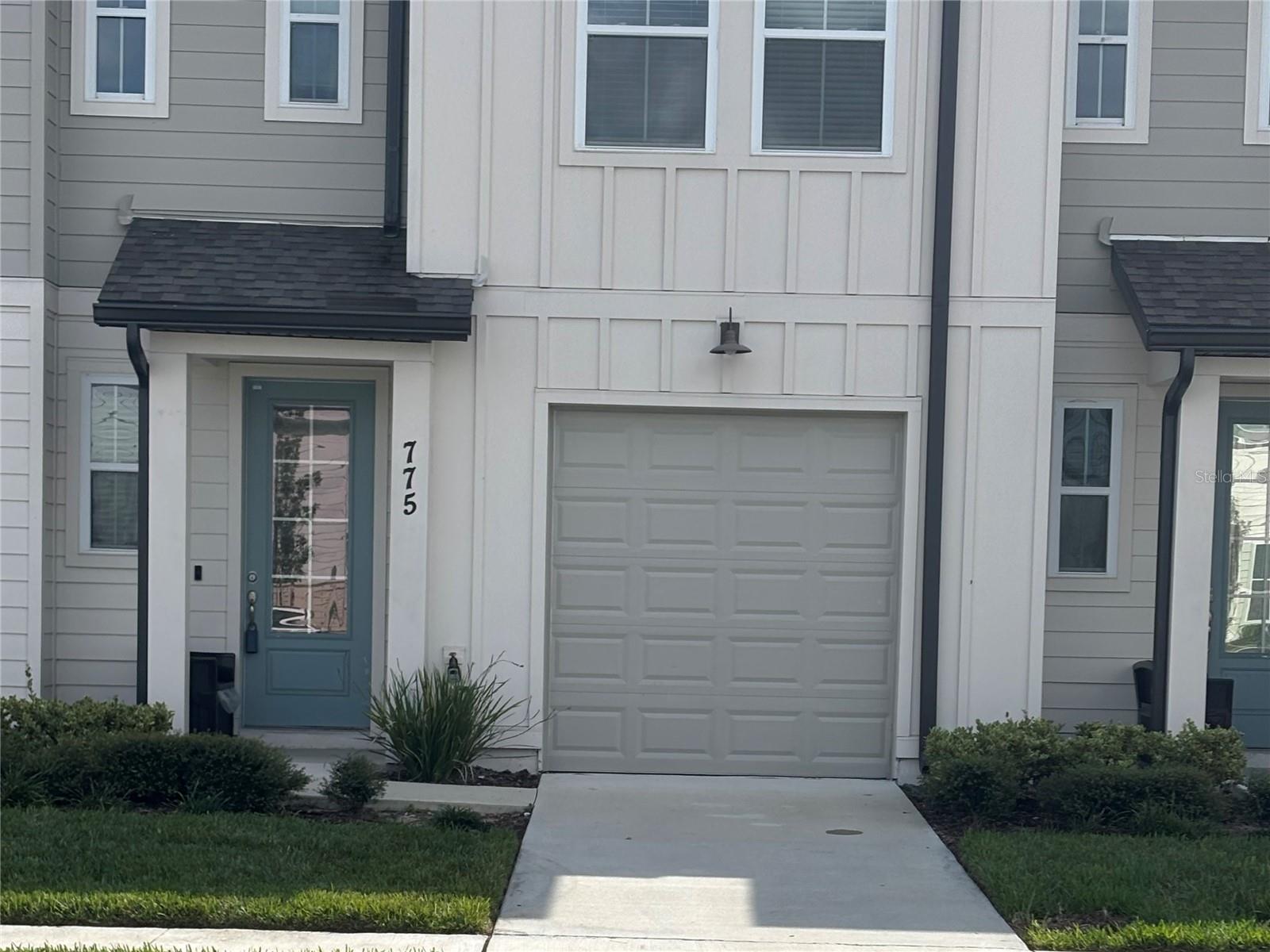 FESTIVAL PH 5 - Residential Lease