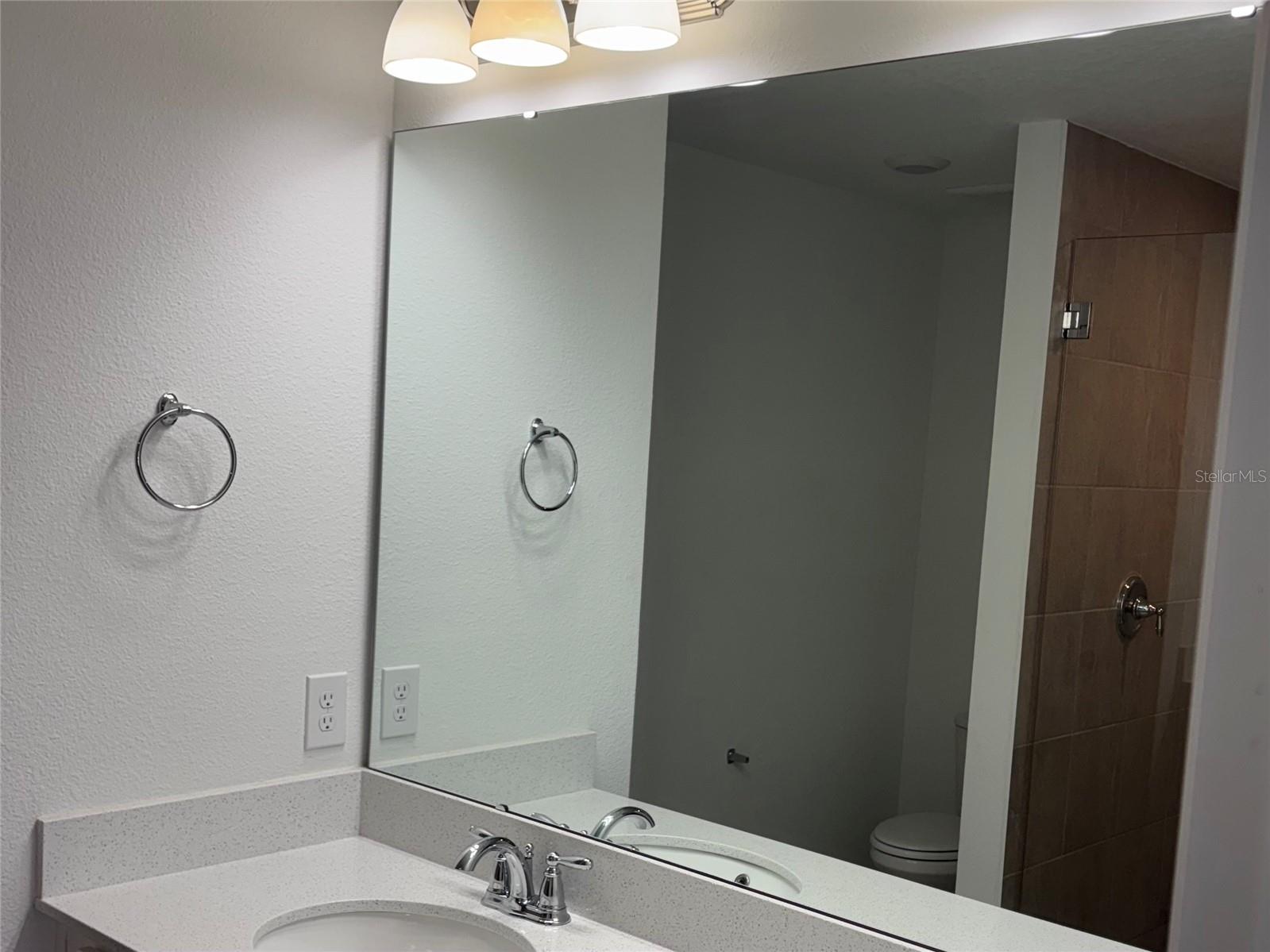 FESTIVAL PH 5 - Residential Lease