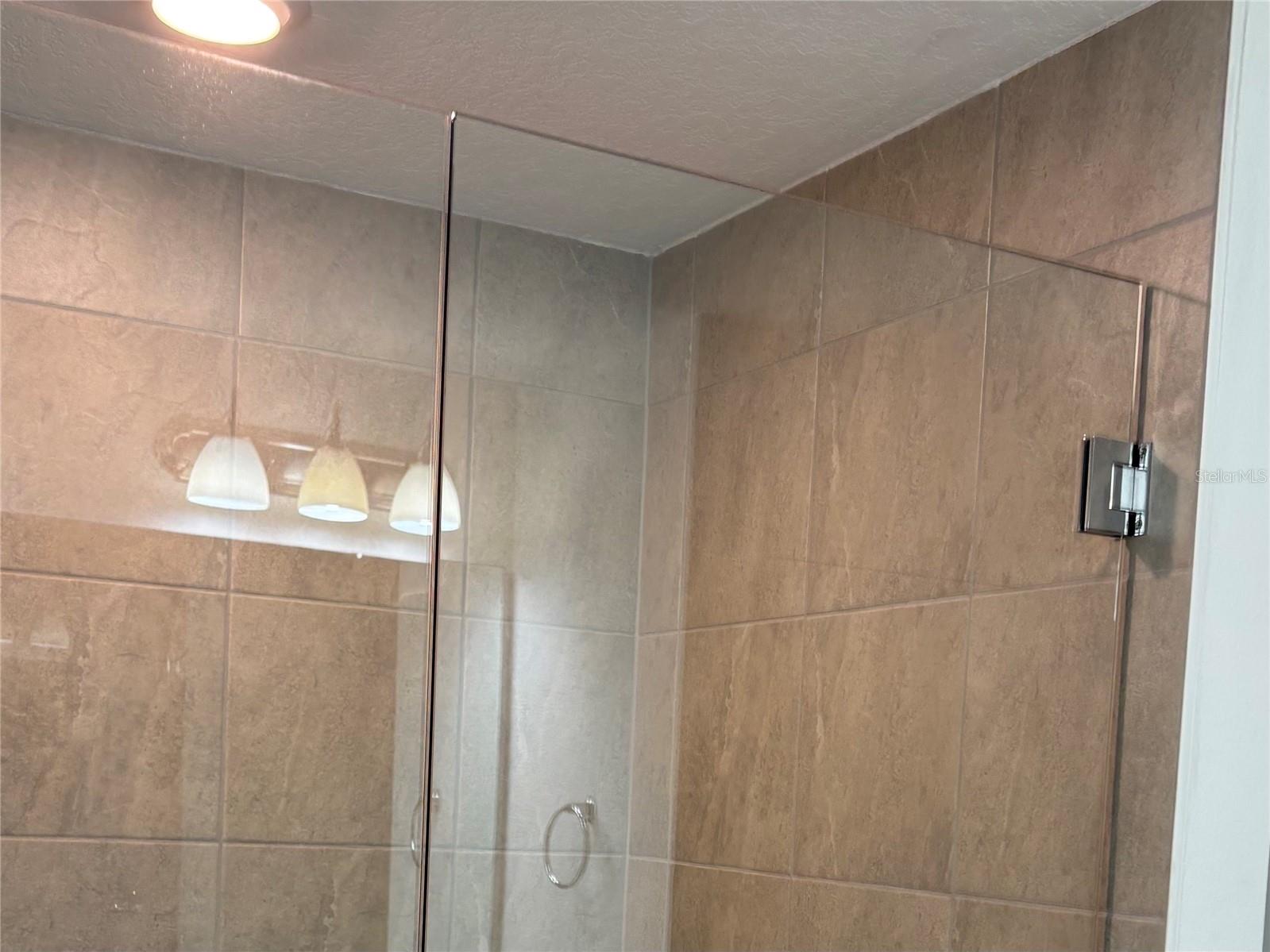 FESTIVAL PH 5 - Residential Lease