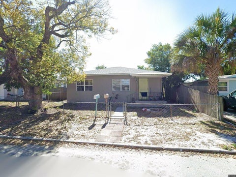 Photo of 1626 29th Avenue N, St Petersburg, FL 33713 (MLS # TB8546122)