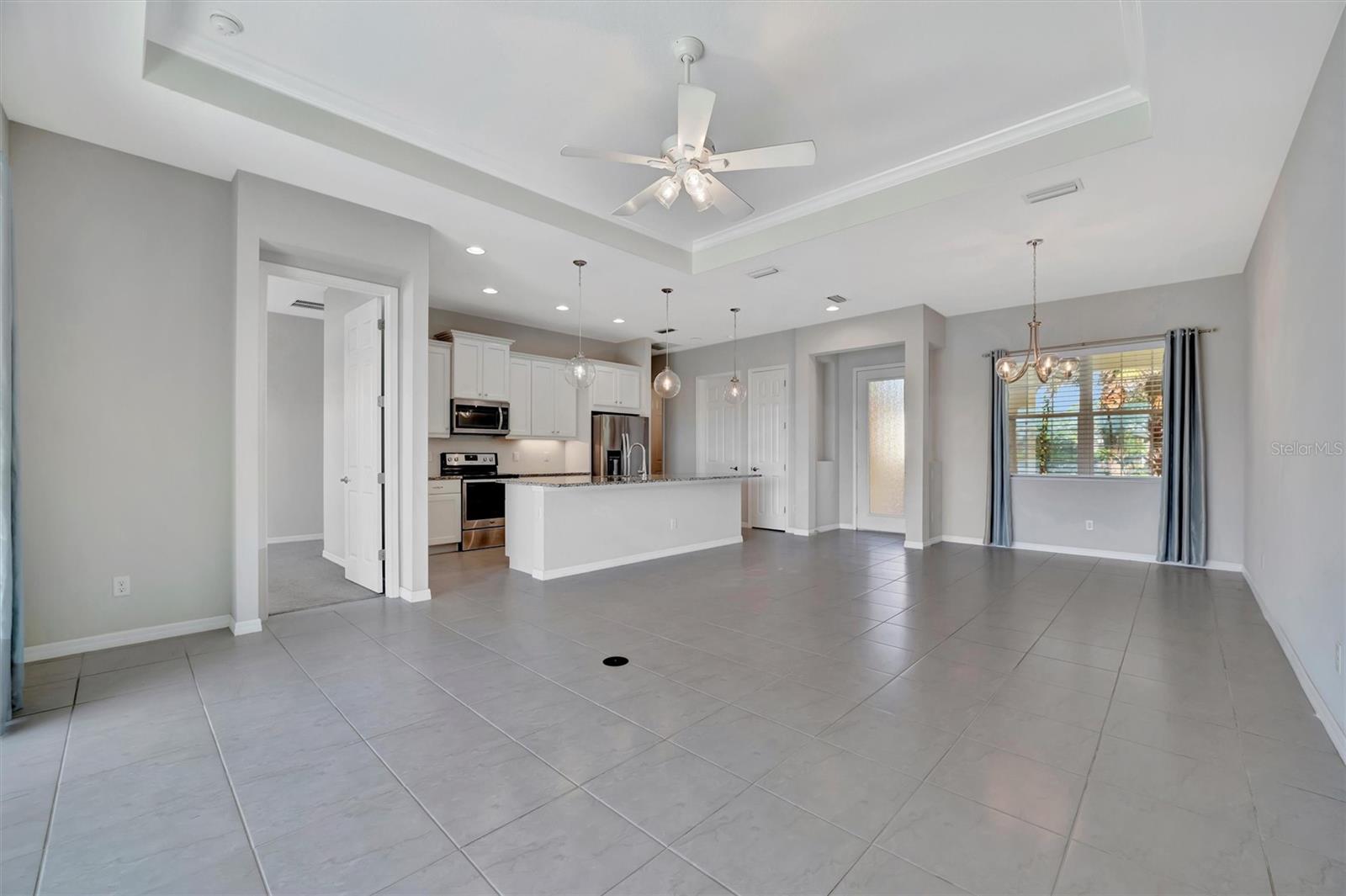 3838 MANORWOOD LOOP