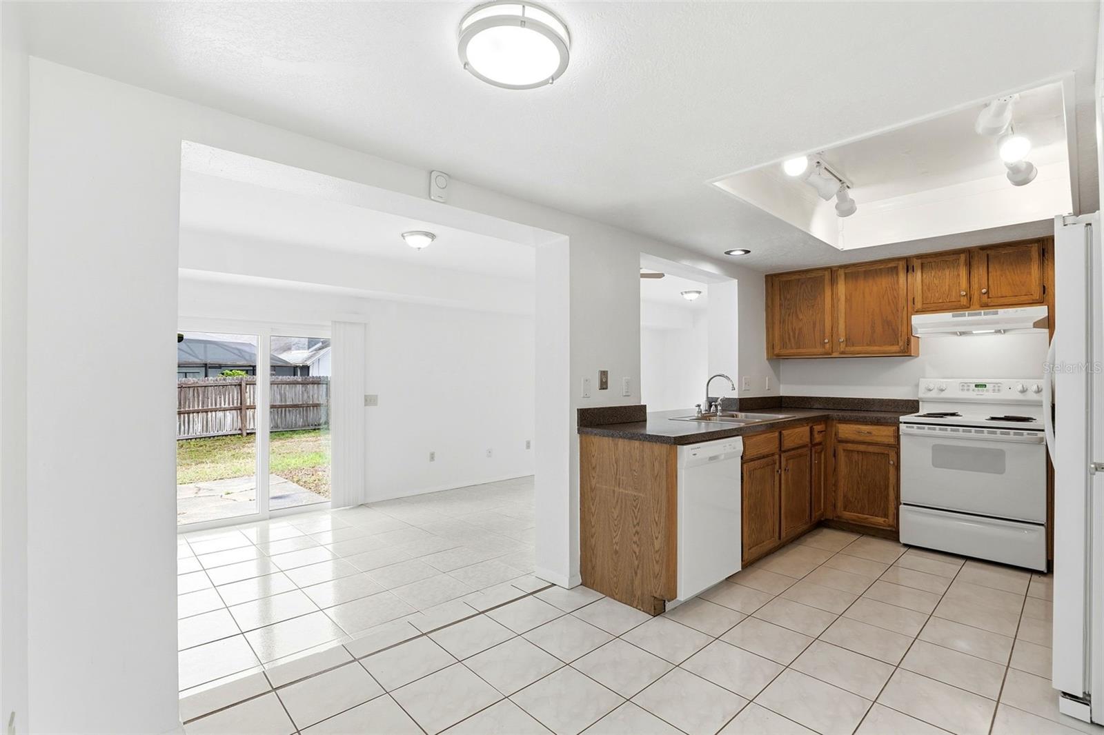 SUNRISE ESTATES UNIT 4 - Residential