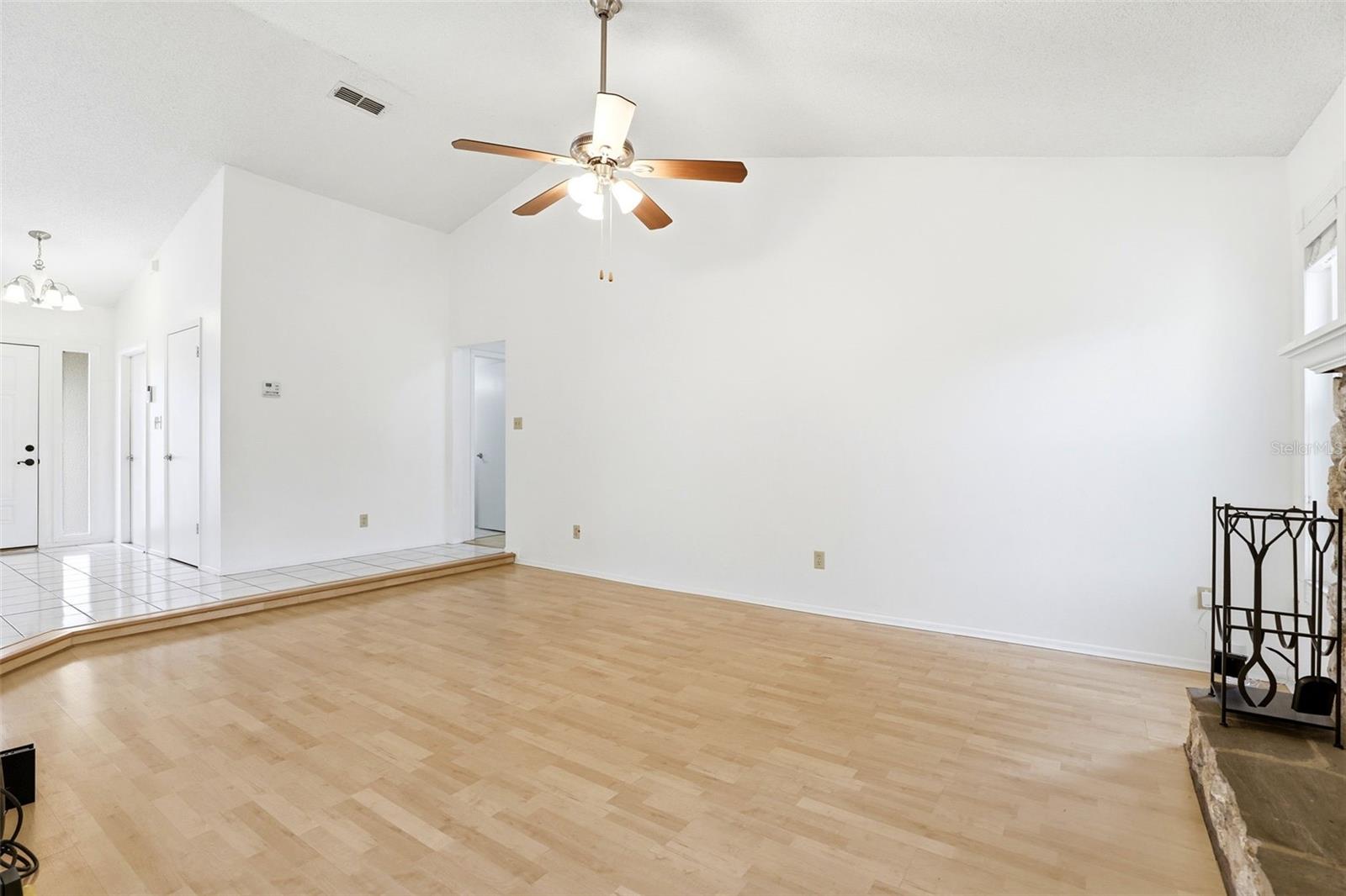 SUNRISE ESTATES UNIT 4 - Residential