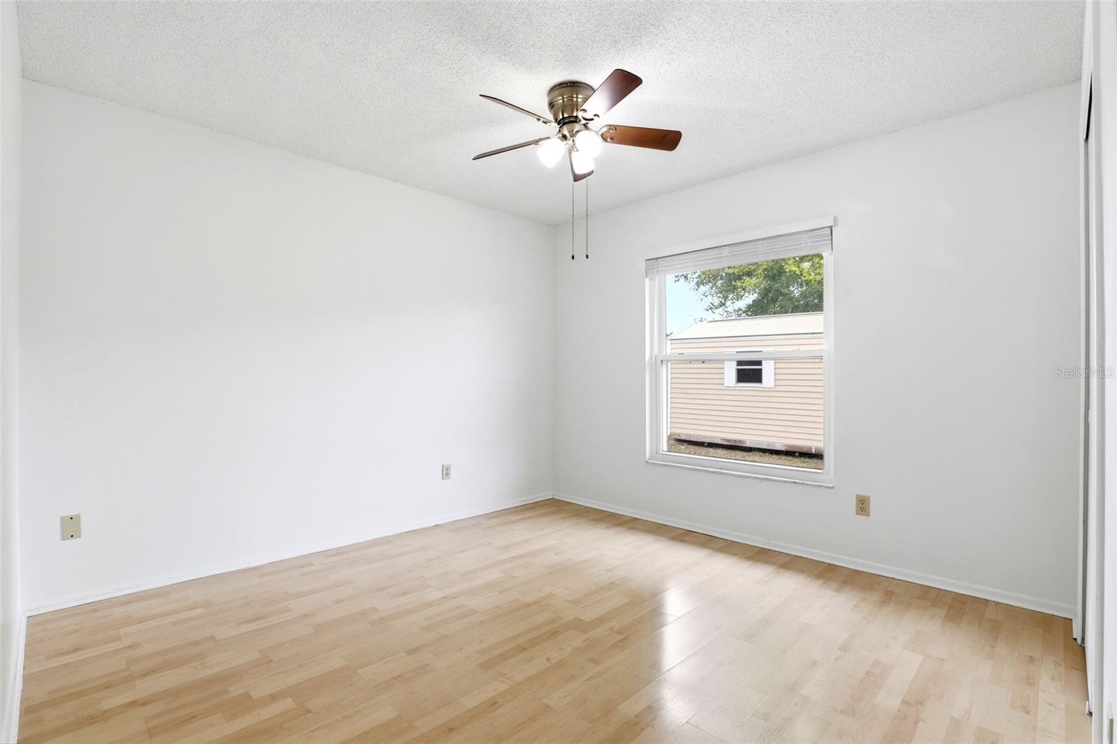 SUNRISE ESTATES UNIT 4 - Residential