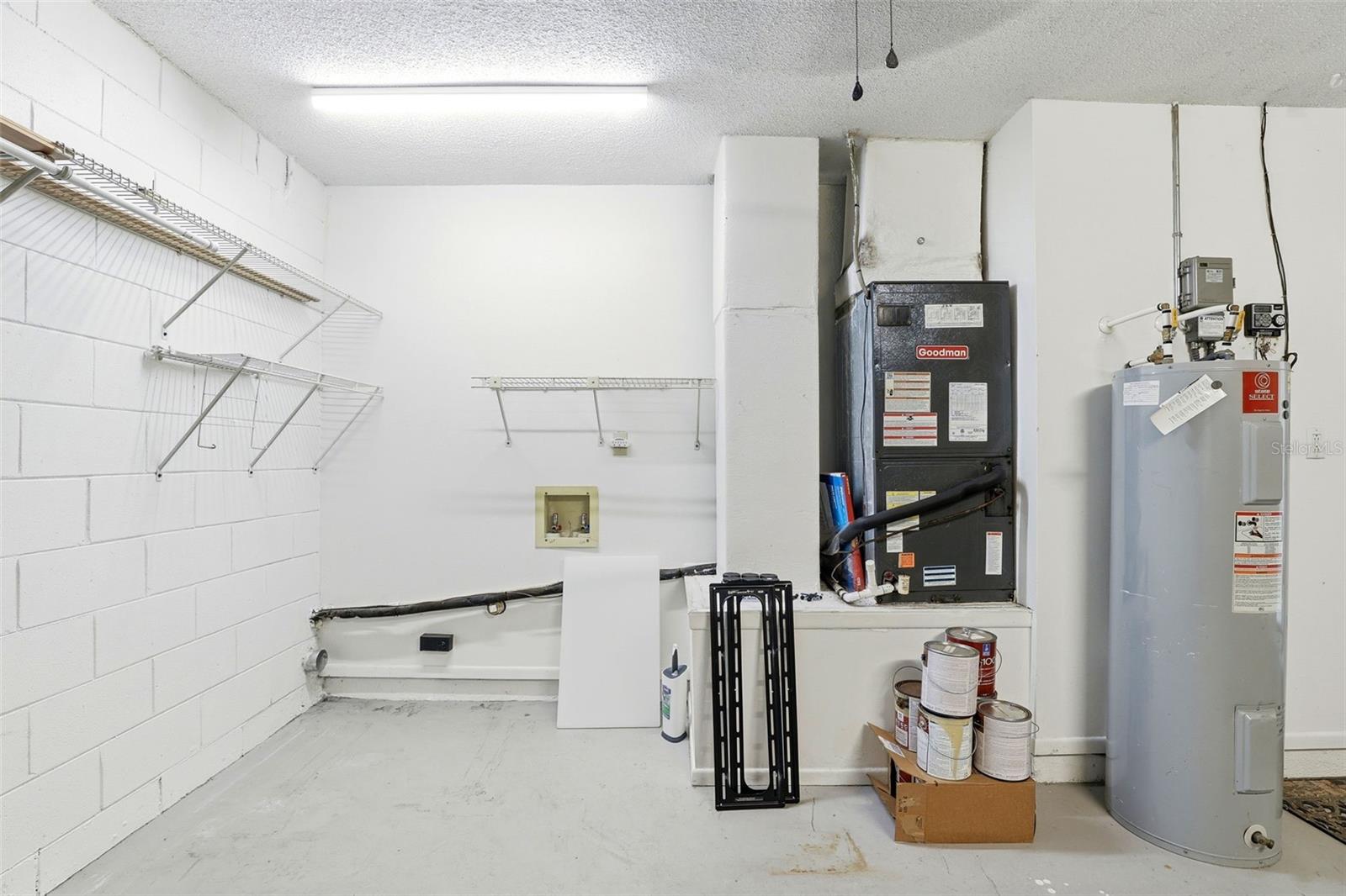 SUNRISE ESTATES UNIT 4 - Residential