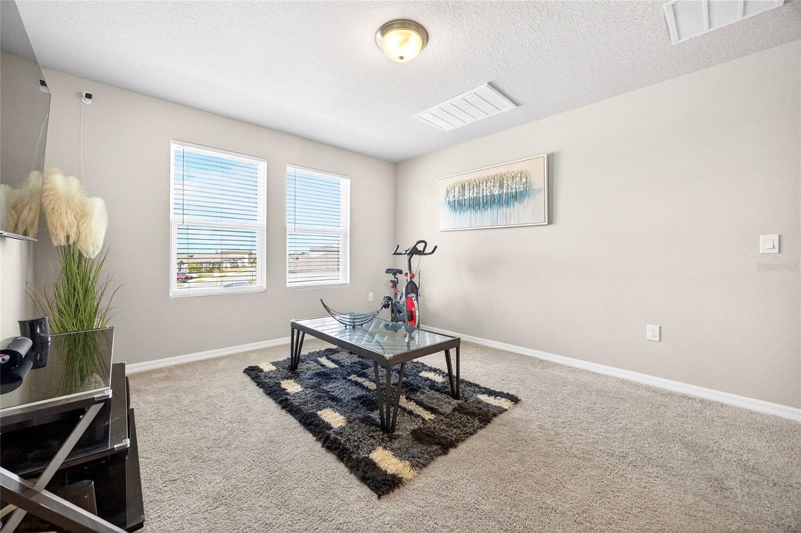 LUCERNE PARK RESERVE - Residential