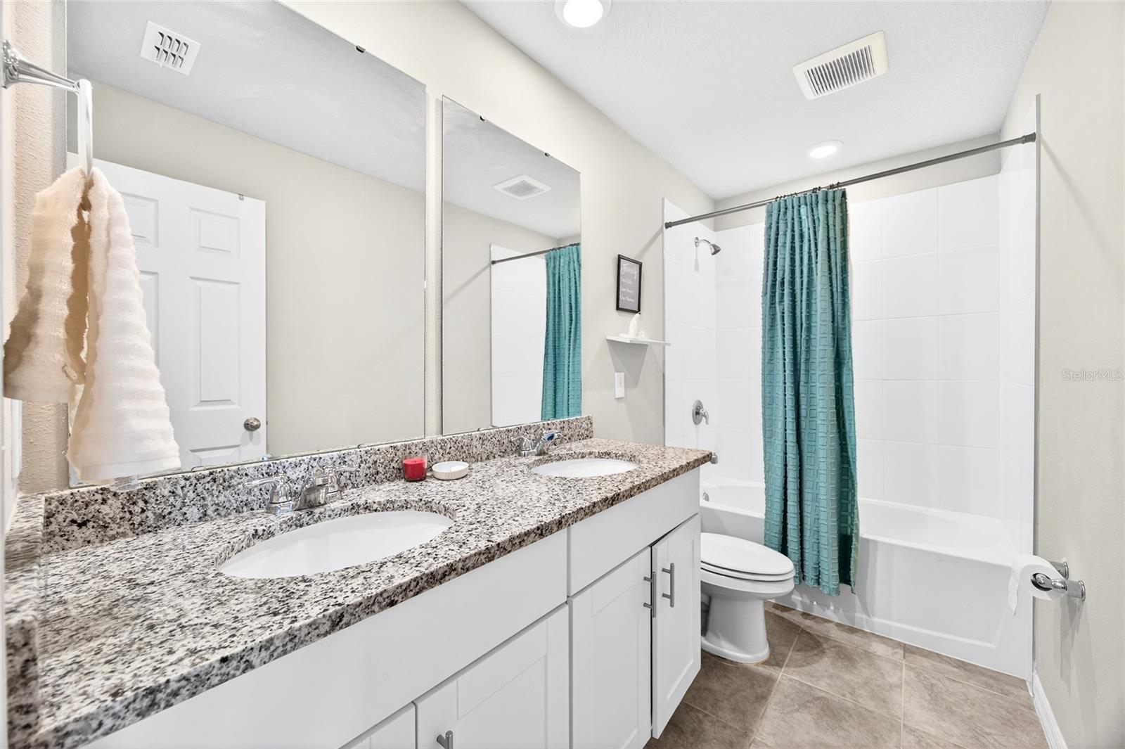 LUCERNE PARK RESERVE - Residential