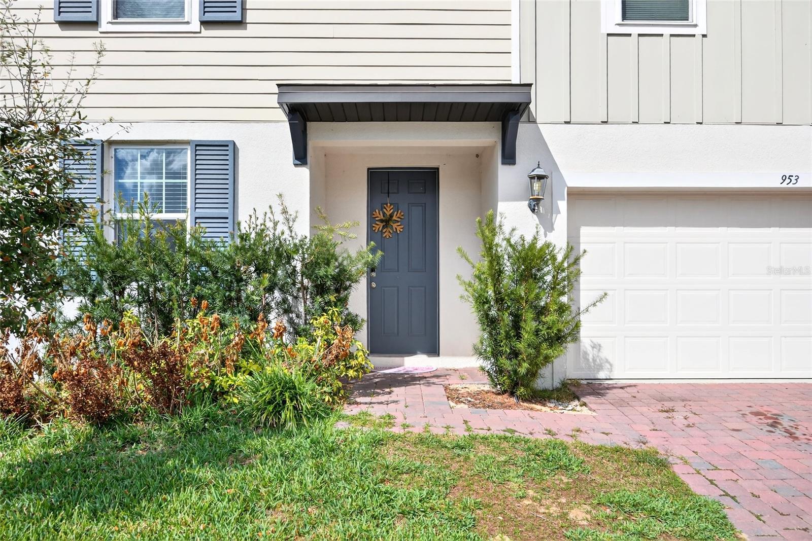 LUCERNE PARK RESERVE - Residential