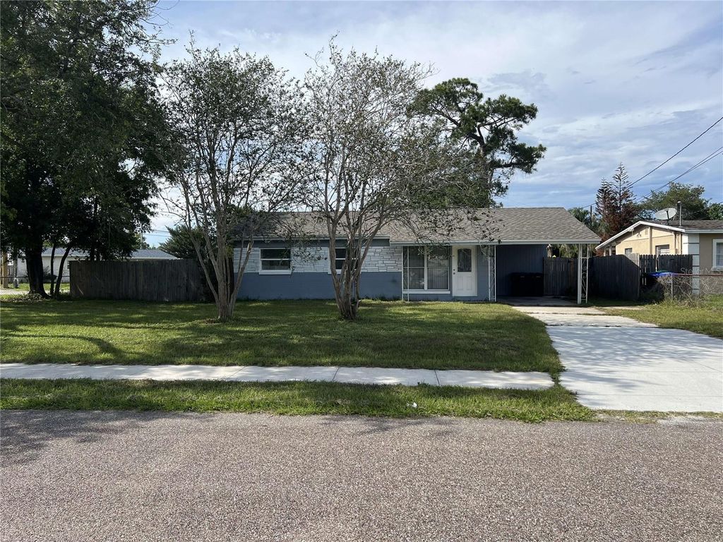 Photo of 14405 Daring Avenue, Orlando, FL 32826 (MLS # TB8513959)