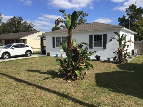 A home in TAMPA