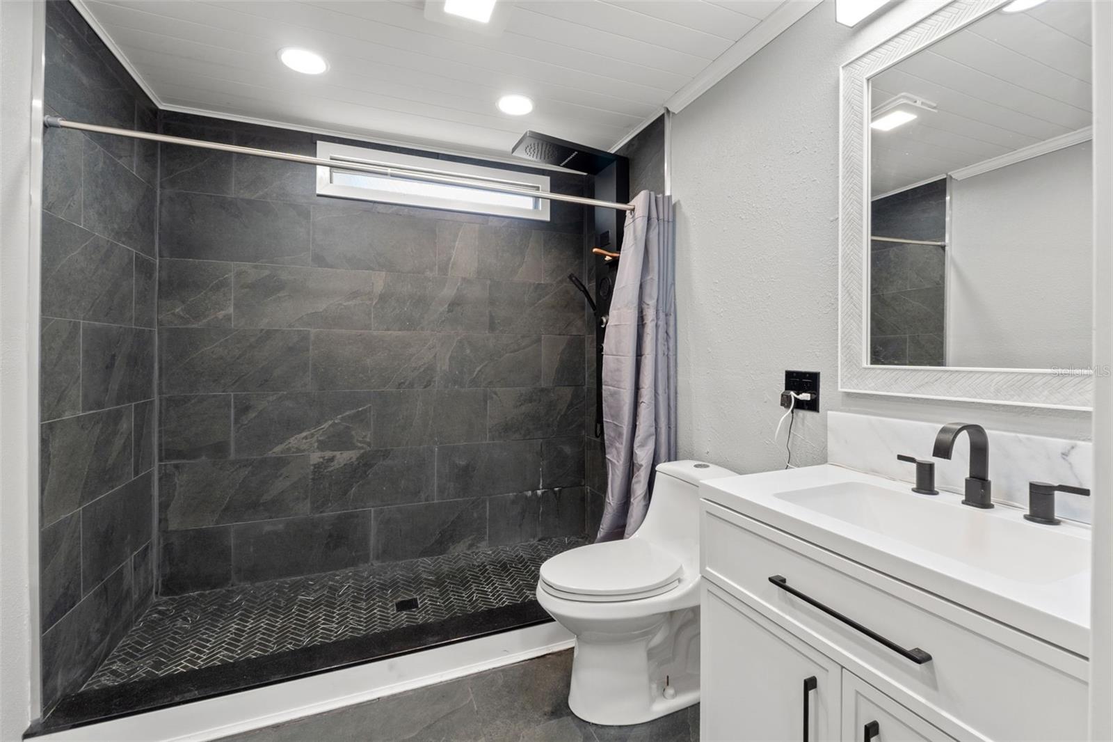 BROOKRIDGE COMM - Residential