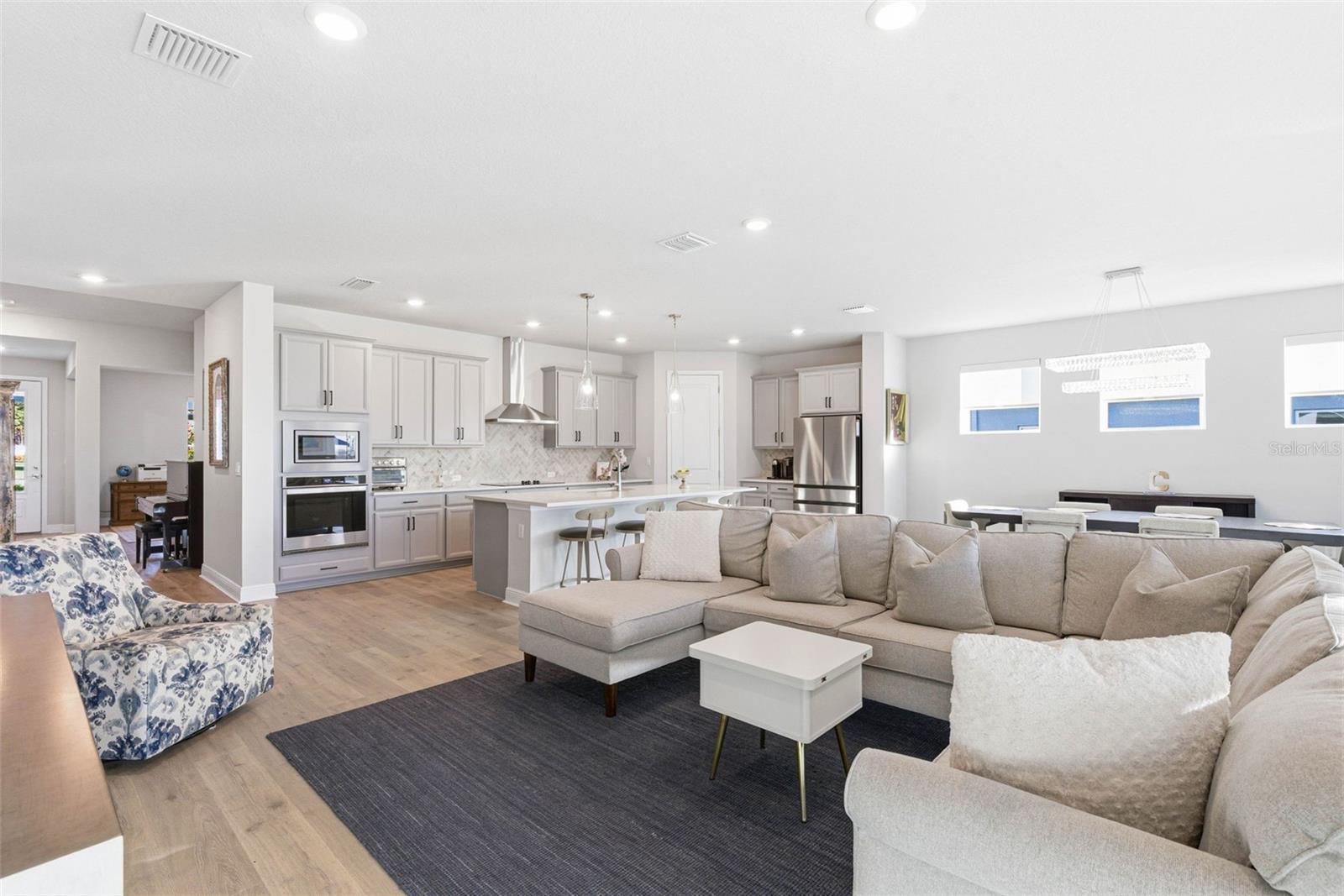 CARMELA SUB - Residential