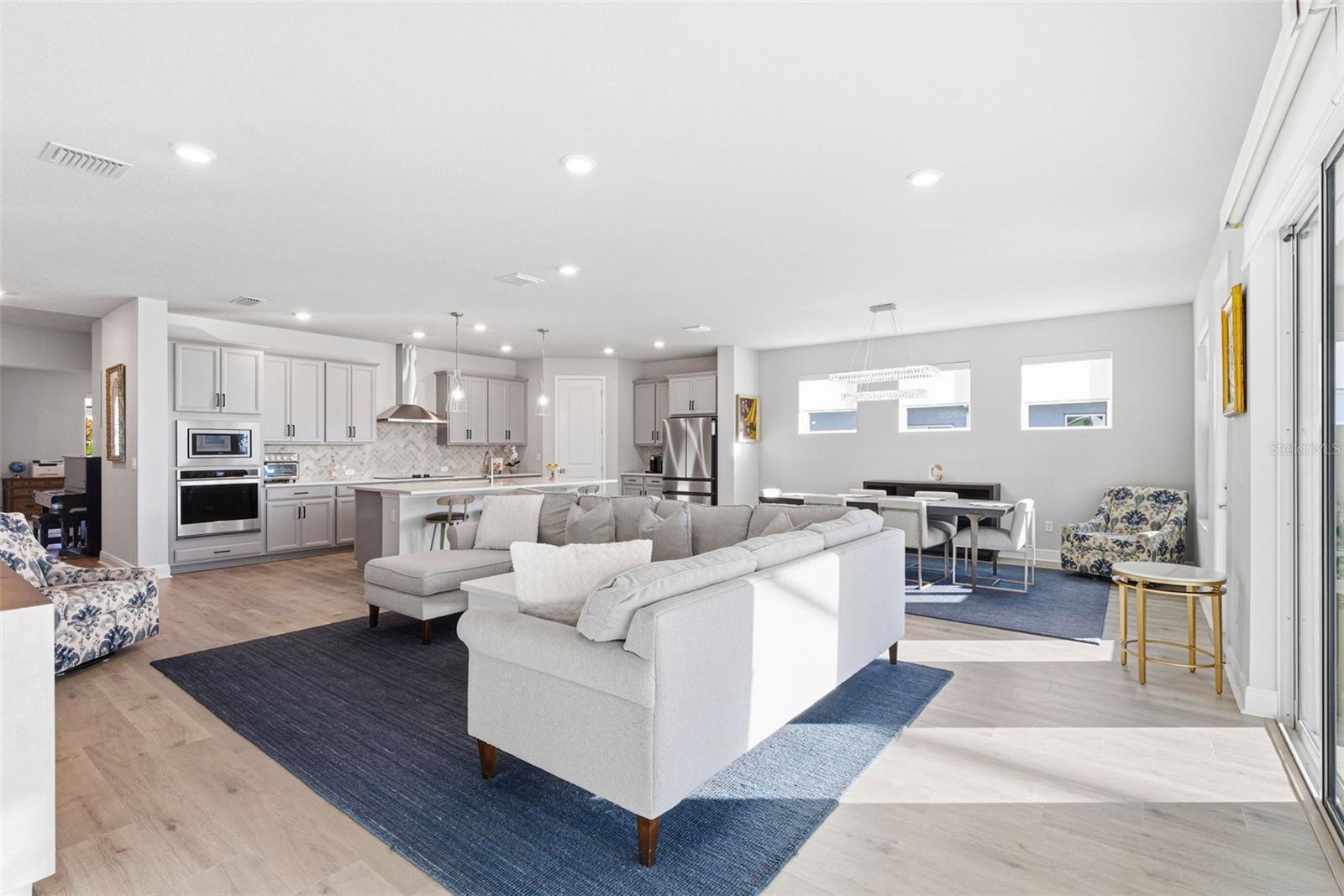 CARMELA SUB - Residential