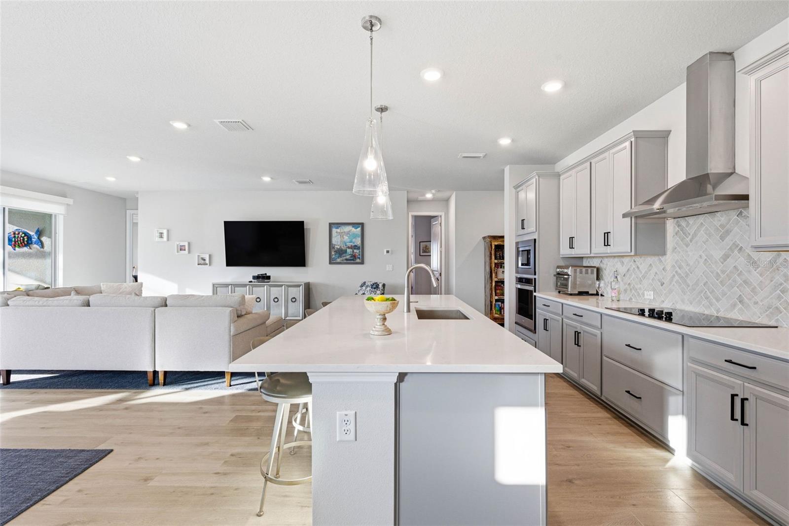 CARMELA SUB - Residential