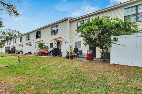 A home in PLANT CITY